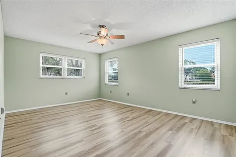 6188 80th Street N St Petersburg FL 33709
