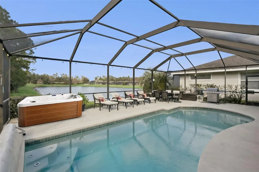 2901 Sunset Vista Court Kissimmee FL 34747