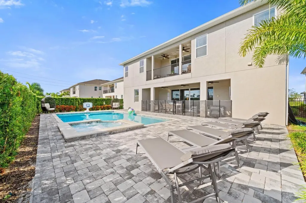 308 Southfield Street Kissimmee FL 34747