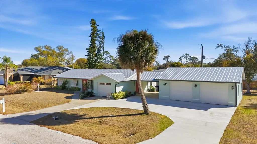 22365 Albany Avenue Port Charlotte FL 33952