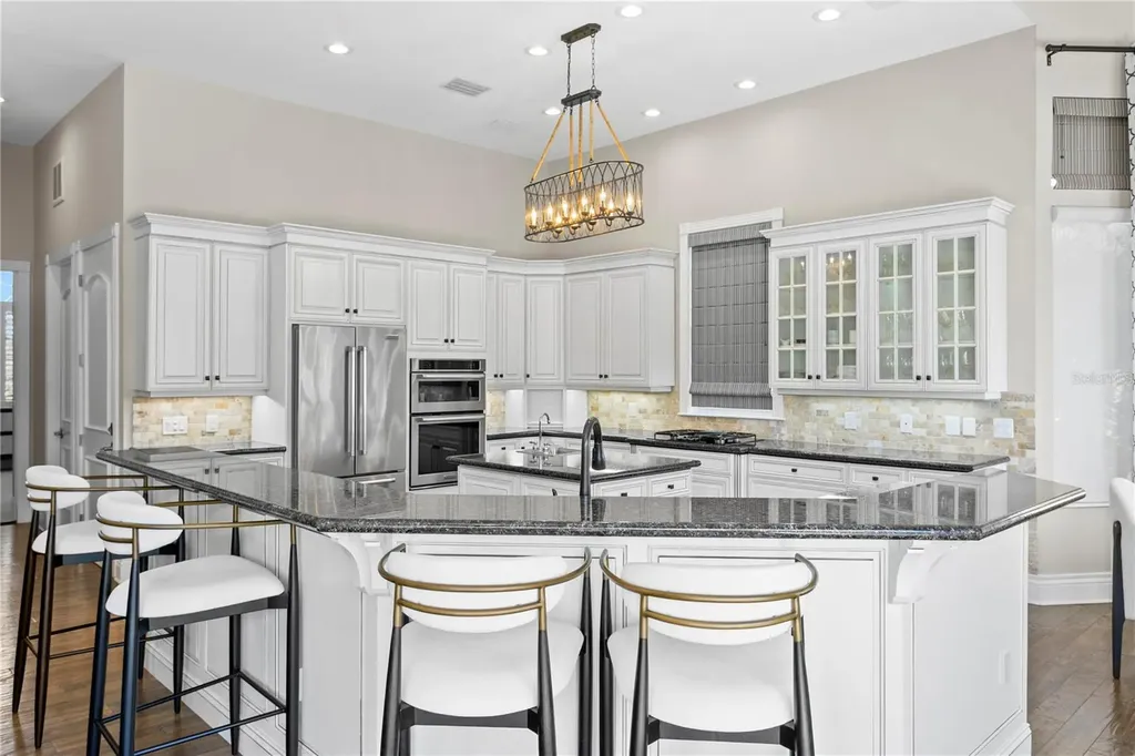 6103 Pasadena Point Boulevard S Gulfport FL 33707
