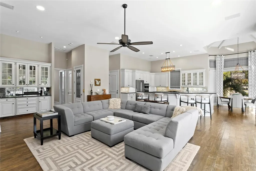 6103 Pasadena Point Boulevard S Gulfport FL 33707