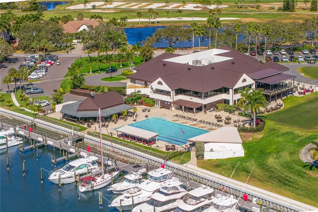6103 Pasadena Point Boulevard S Gulfport FL 33707