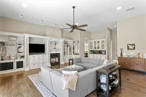6103 Pasadena Point Boulevard S Gulfport FL 33707