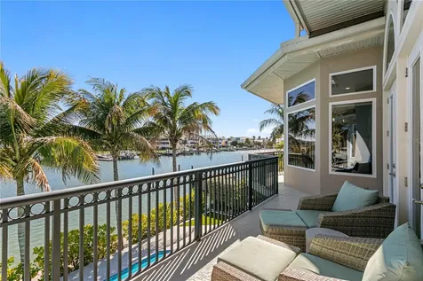 6103 Pasadena Point Boulevard S Gulfport FL 33707