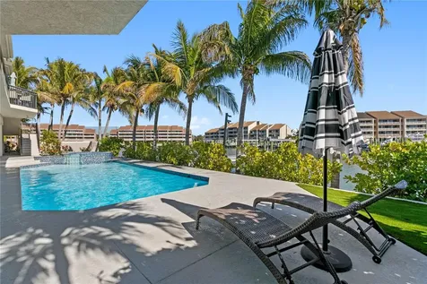 6103 Pasadena Point Boulevard S Gulfport FL 33707