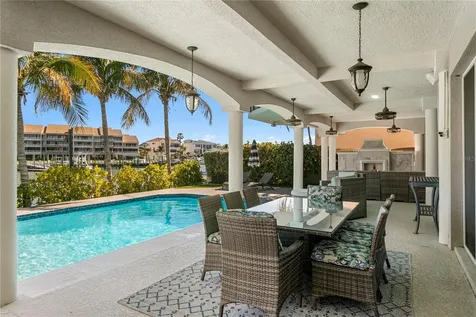 6103 Pasadena Point Boulevard S Gulfport FL 33707