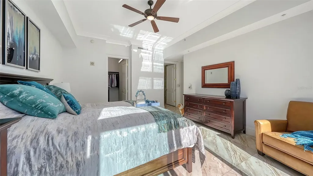 1350 Main Street Sarasota FL 34236