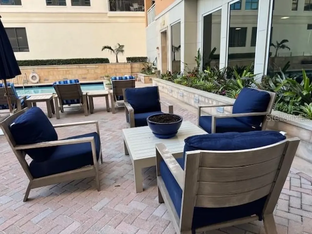 1350 Main Street Sarasota FL 34236