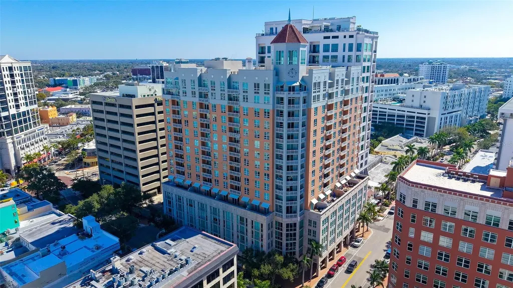 1350 Main Street Sarasota FL 34236