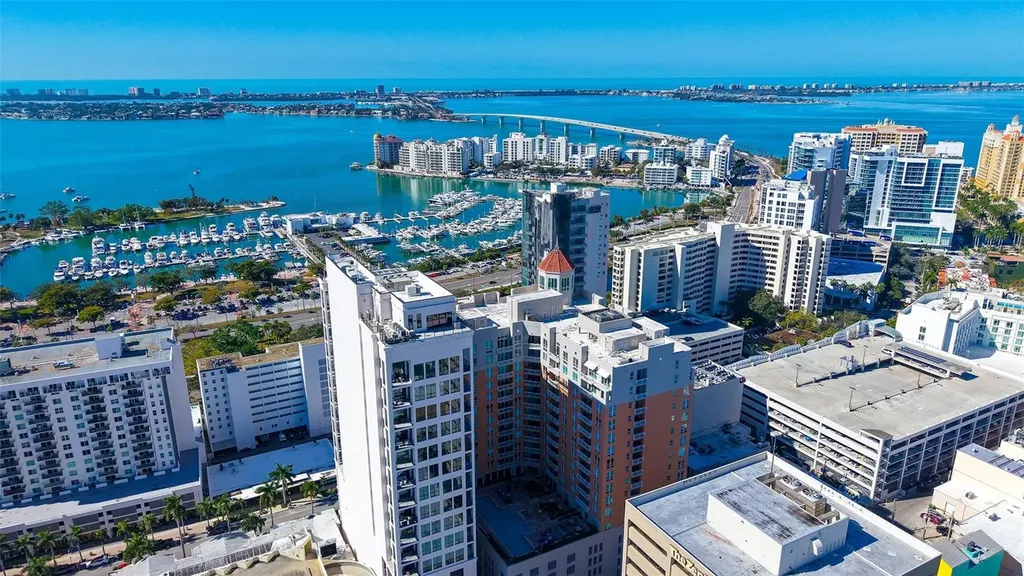 1350 Main Street Sarasota FL 34236