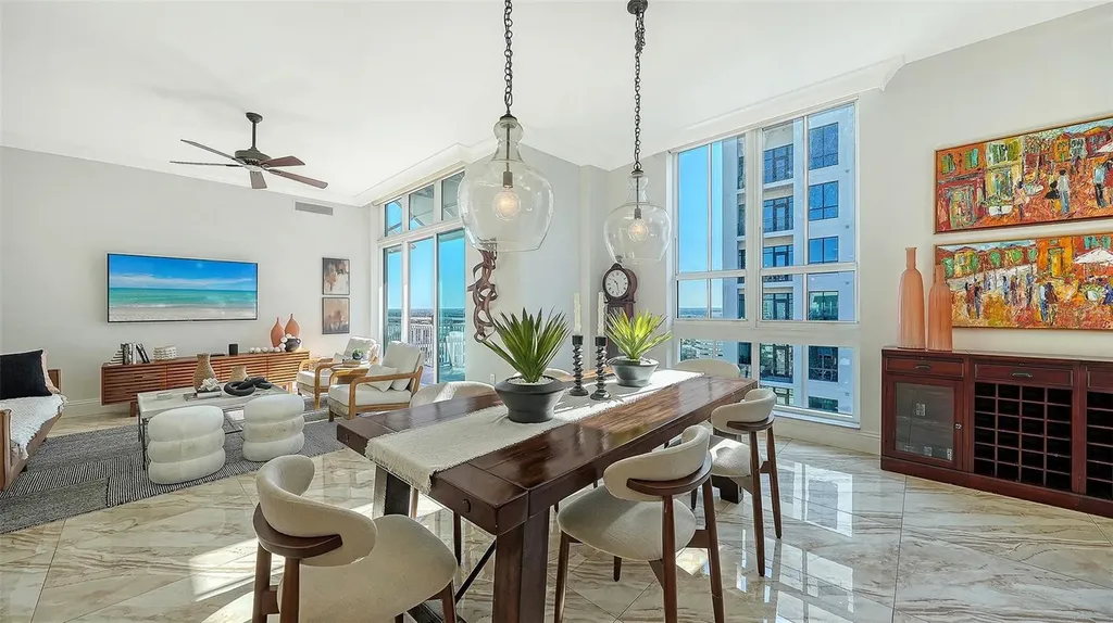 1350 Main Street Sarasota FL 34236