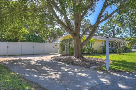 5850 24th Avenue S Gulfport FL 33707