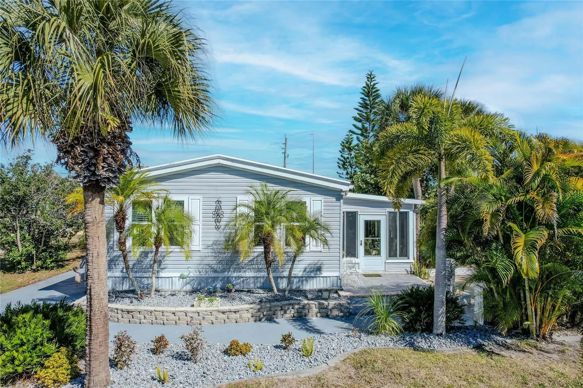 2100 Kings Highway Port Charlotte FL 33980