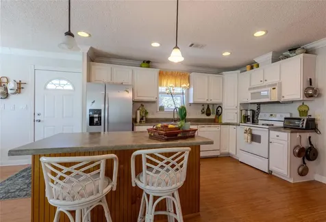 2100 Kings Highway Port Charlotte FL 33980