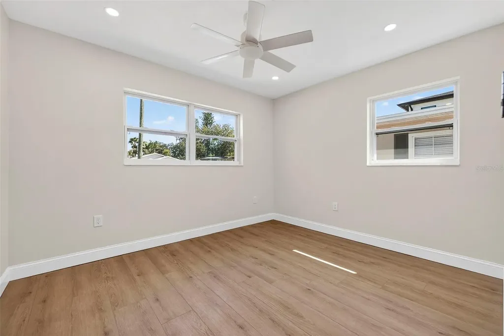 5018 Chancellor Street NE St Petersburg FL 33703