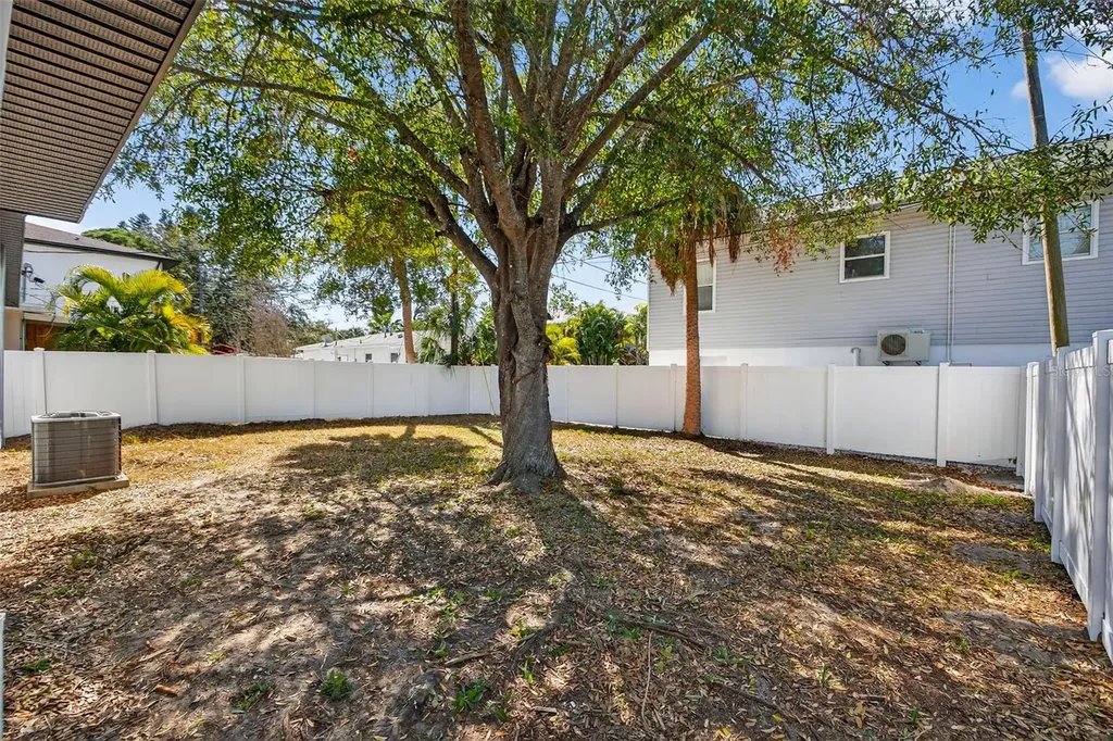 5018 Chancellor Street NE St Petersburg FL 33703