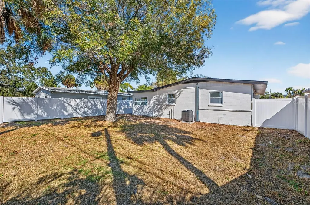 5018 Chancellor Street NE St Petersburg FL 33703