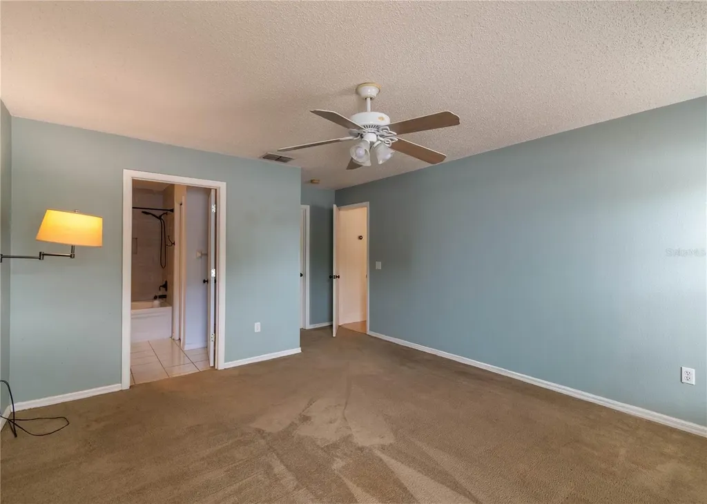 14833 Redcliff Drive Tampa FL 33625