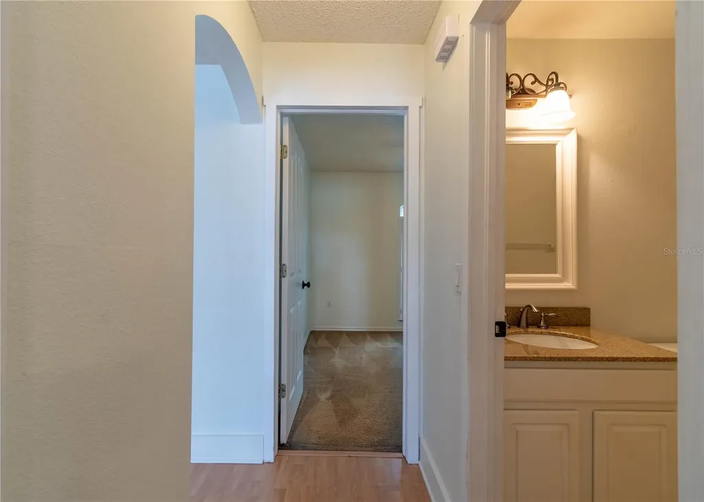 14833 Redcliff Drive Tampa FL 33625
