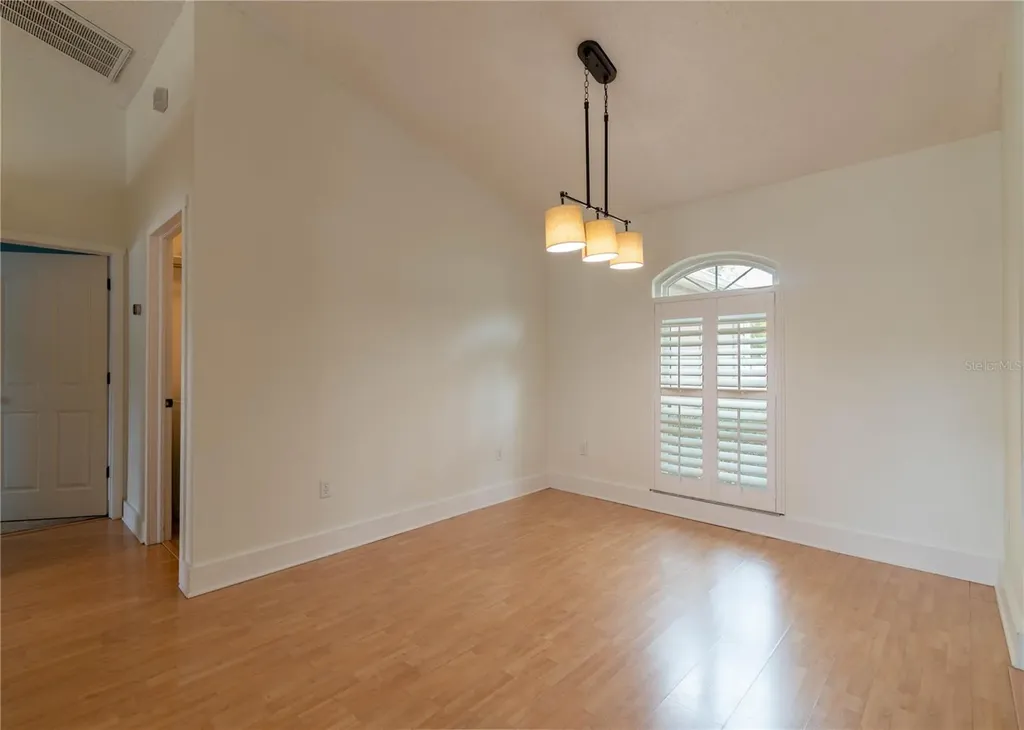 14833 Redcliff Drive Tampa FL 33625