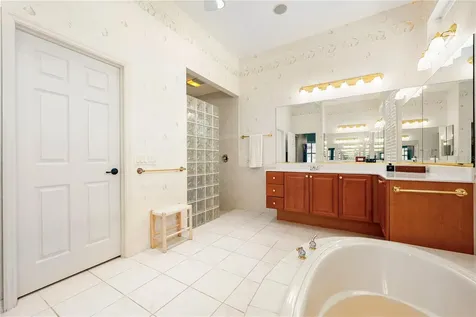 3314 Charles Macdonald Drive Sarasota FL 34240