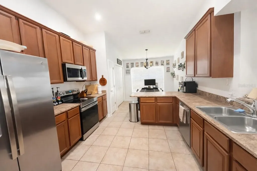 922 Tramells Trail Kissimmee FL 34744