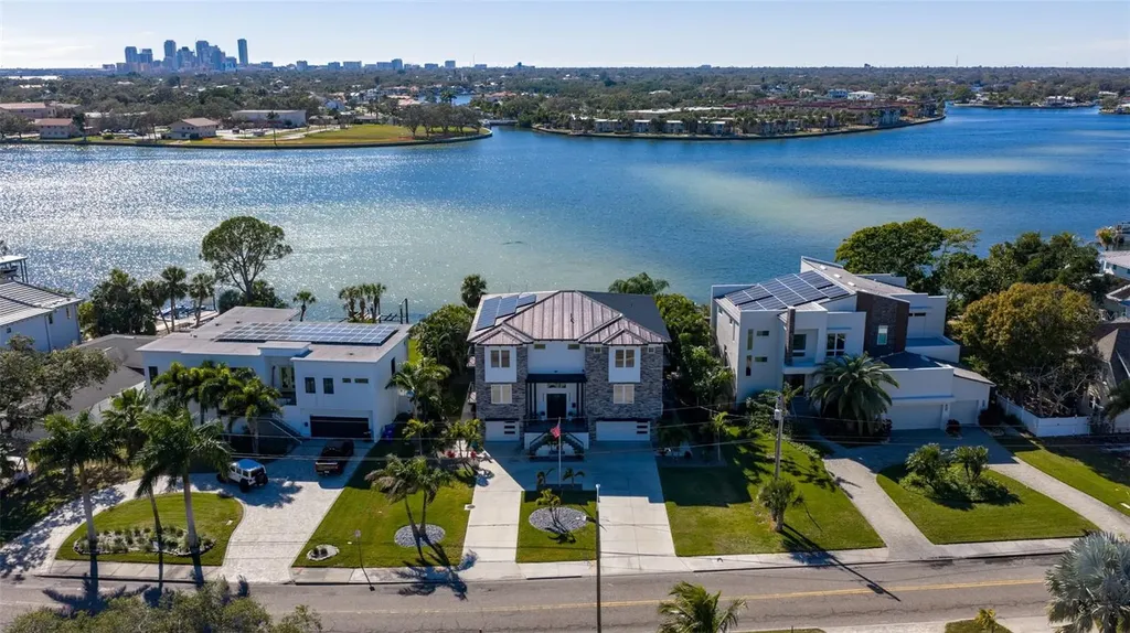 3830 Shore Acres Boulevard NE St Petersburg FL 33703