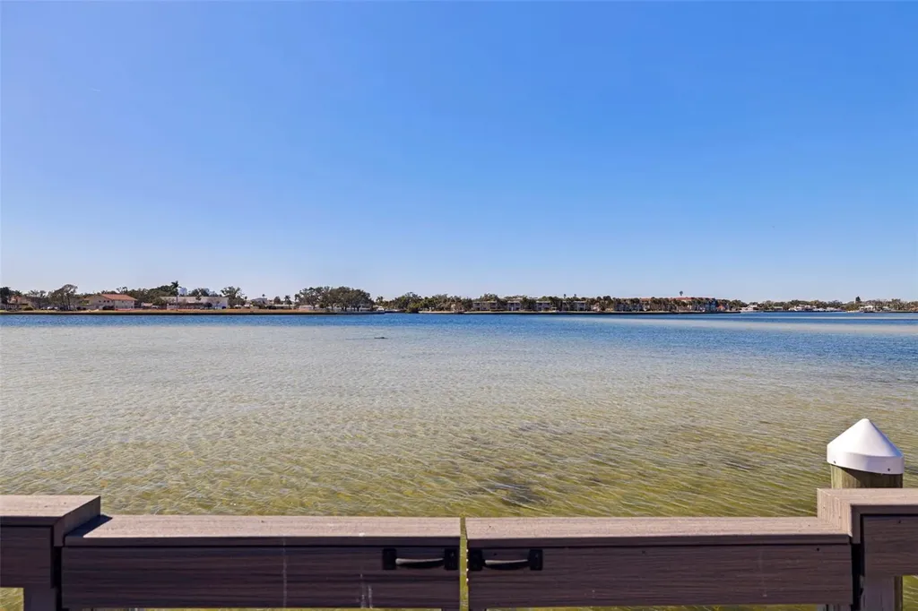 3830 Shore Acres Boulevard NE St Petersburg FL 33703