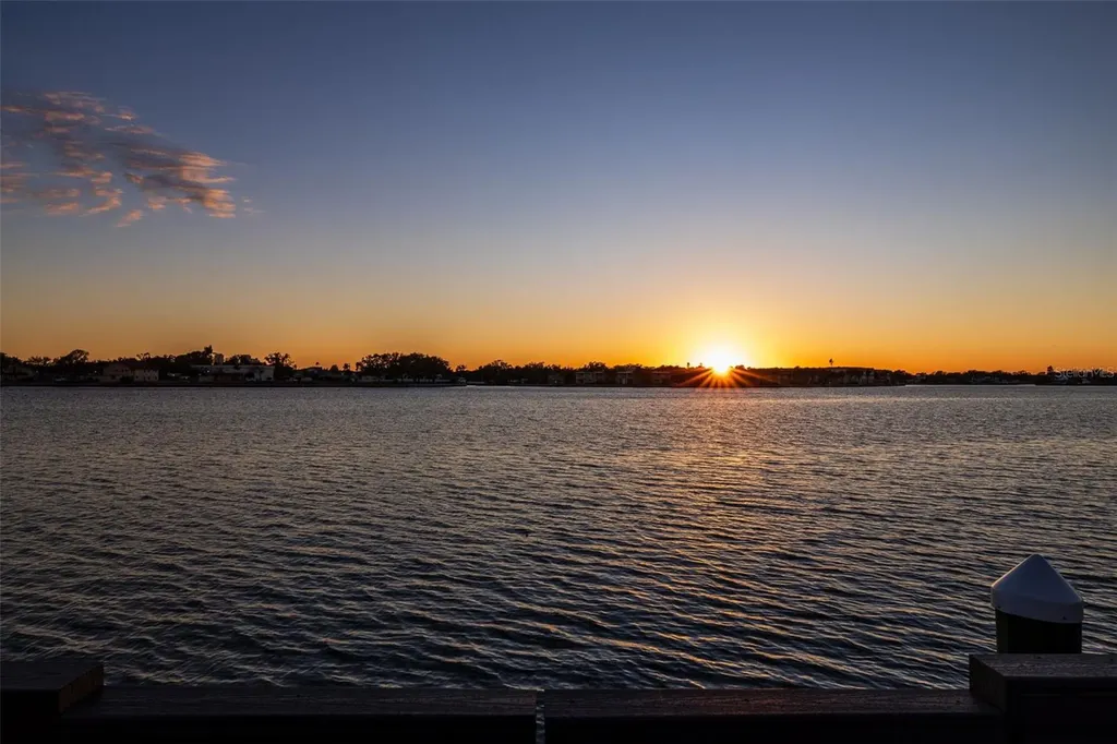 3830 Shore Acres Boulevard NE St Petersburg FL 33703