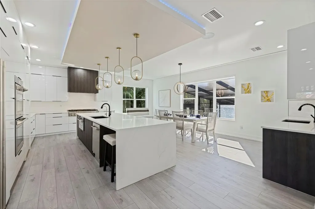 3830 Shore Acres Boulevard NE St Petersburg FL 33703