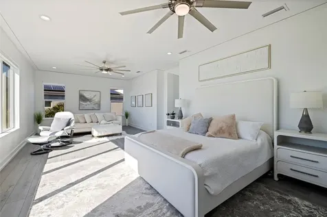 3830 Shore Acres Boulevard NE St Petersburg FL 33703