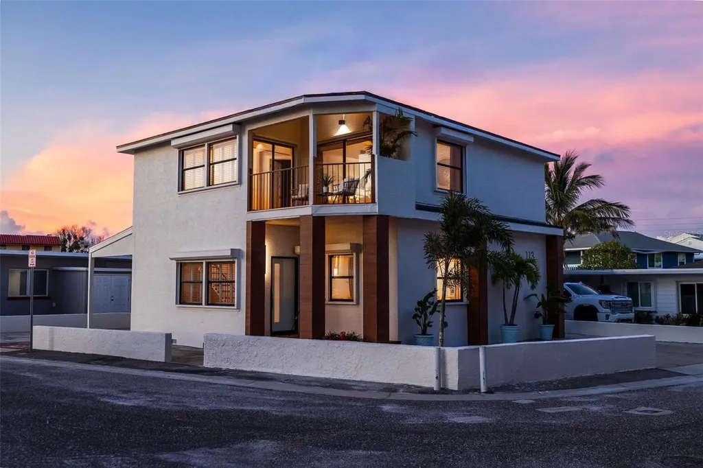 113 176th Avenue W Redington Shores FL 33708