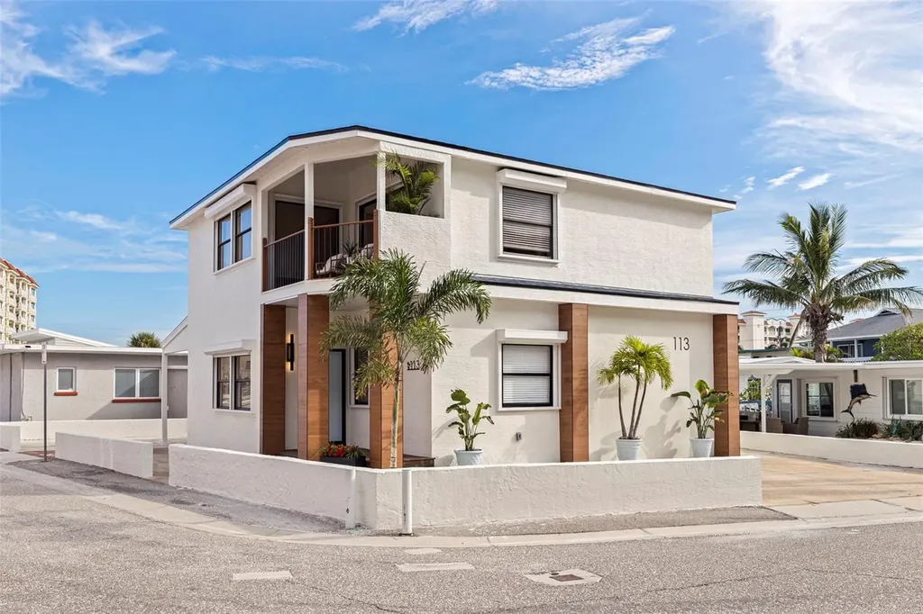 113 176th Avenue W Redington Shores FL 33708