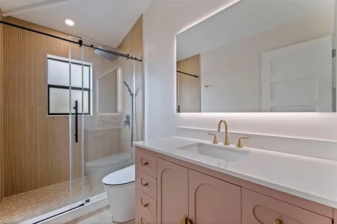 113 176th Avenue W Redington Shores FL 33708