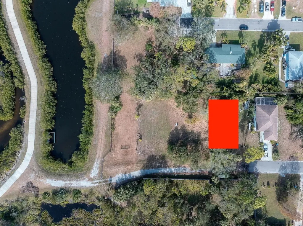3847 30th Avenue S St Petersburg FL 33711
