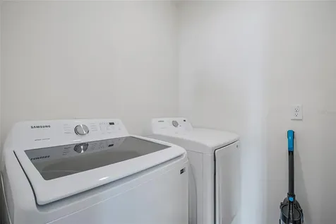 1126 Chichester Court Kissimmee FL 34758