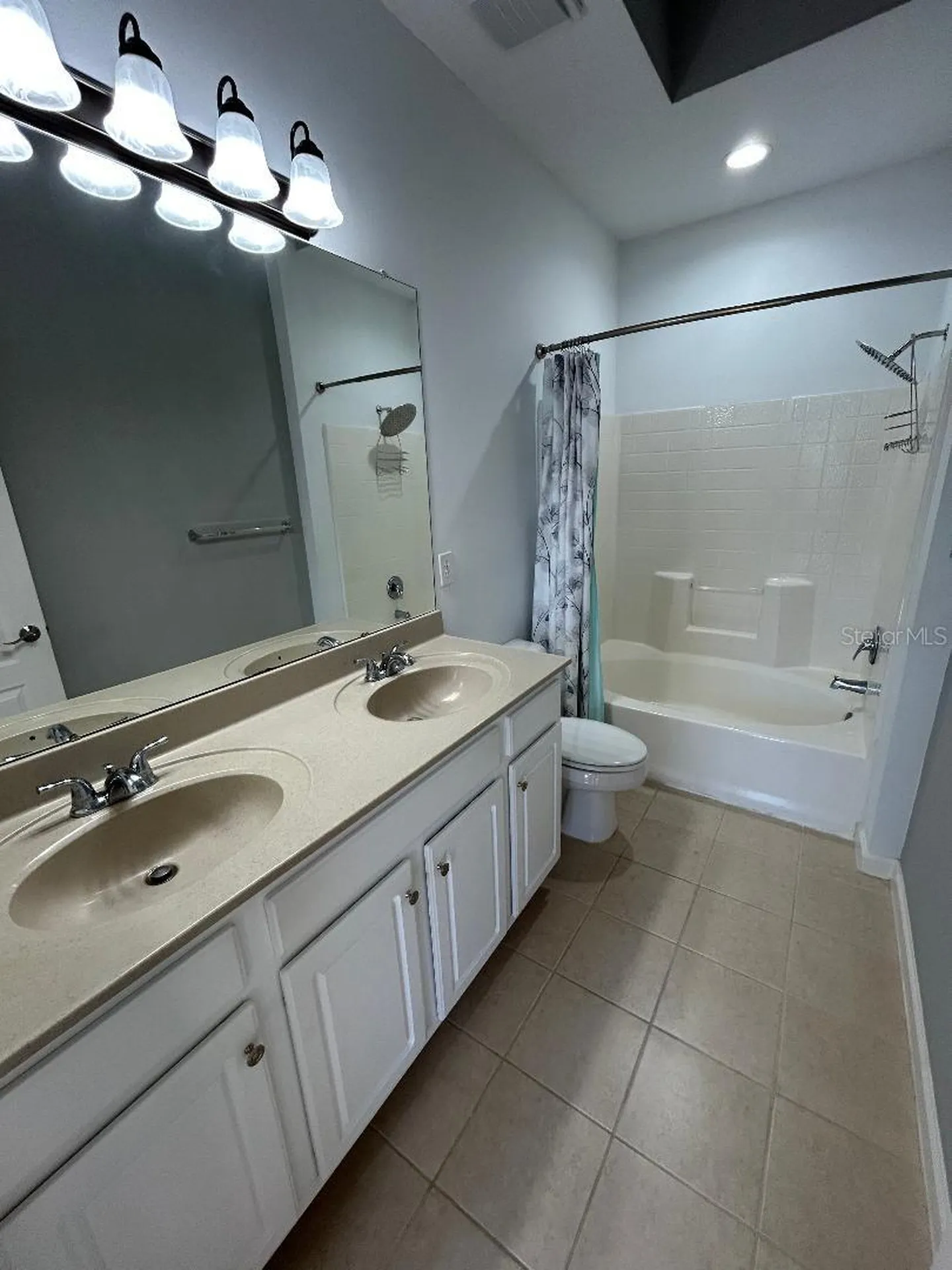 12021 Villanova Drive Orlando FL 32837