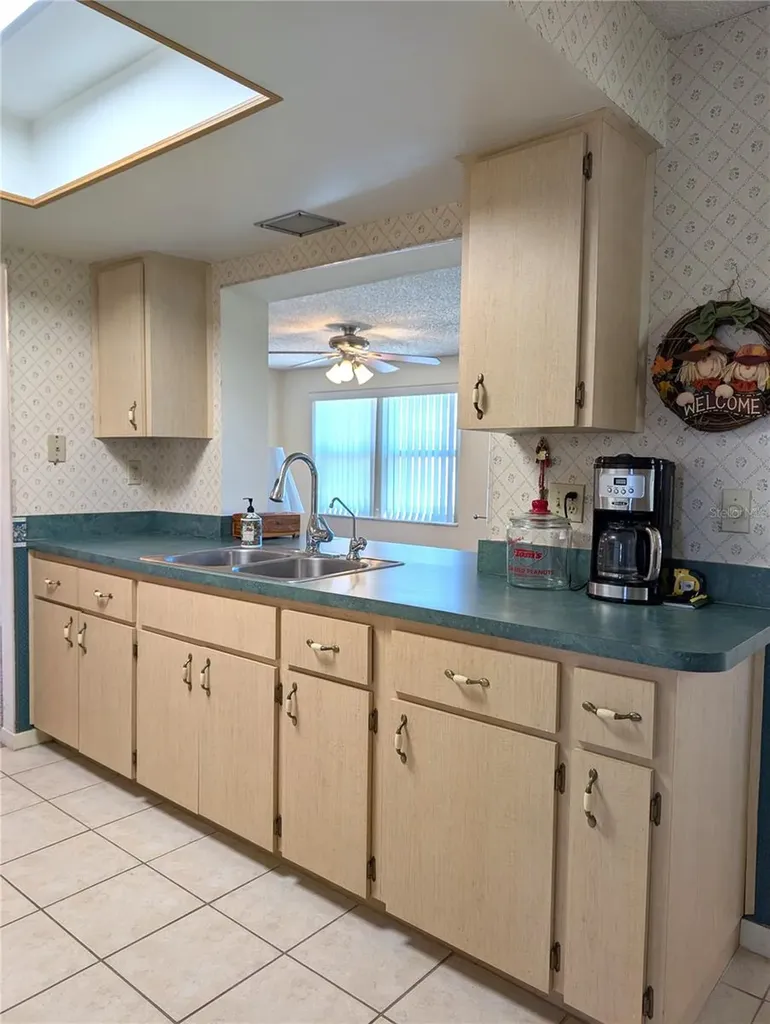 10139 44th Way N Pinellas Park FL 33782