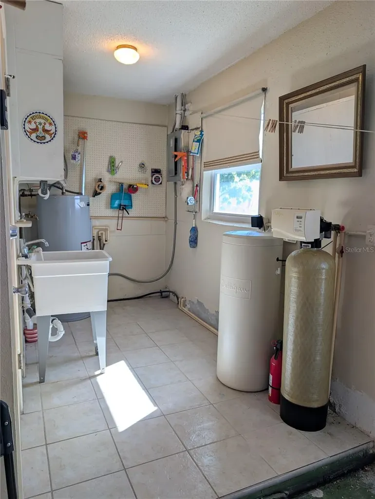 10139 44th Way N Pinellas Park FL 33782