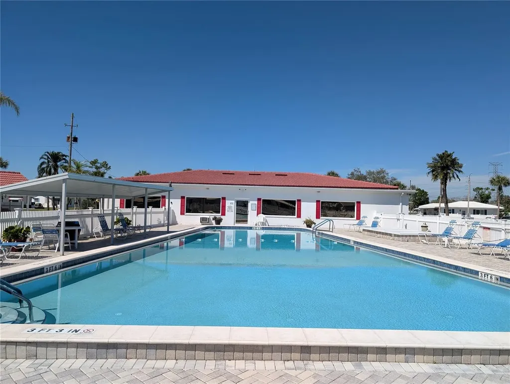 10139 44th Way N Pinellas Park FL 33782
