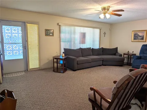 10139 44th Way N Pinellas Park FL 33782