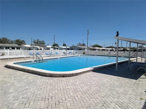 10139 44th Way N Pinellas Park FL 33782