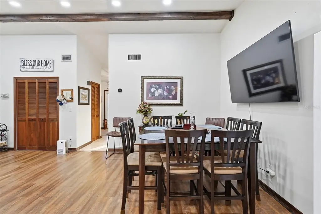 1925 Dockside Drive Valrico FL 33594
