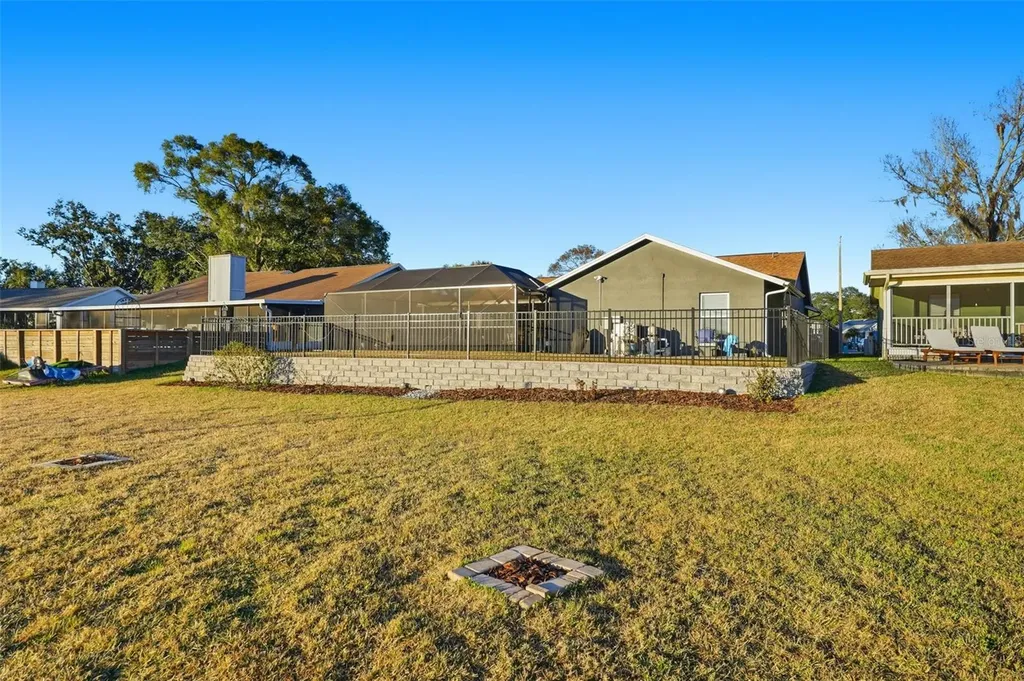 1925 Dockside Drive Valrico FL 33594