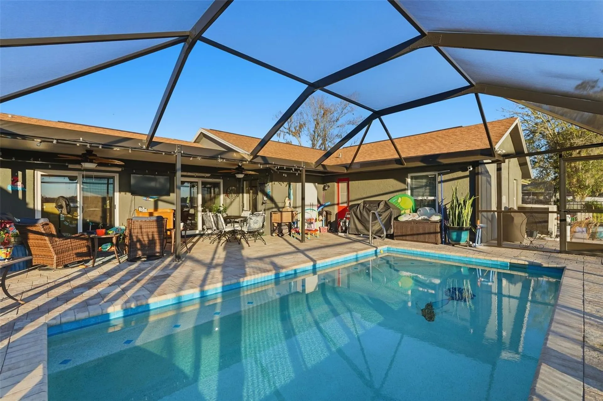 1925 Dockside Drive Valrico FL 33594