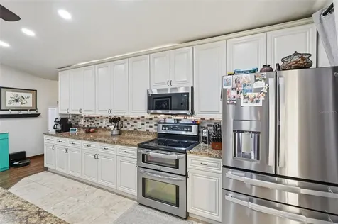 1925 Dockside Drive Valrico FL 33594