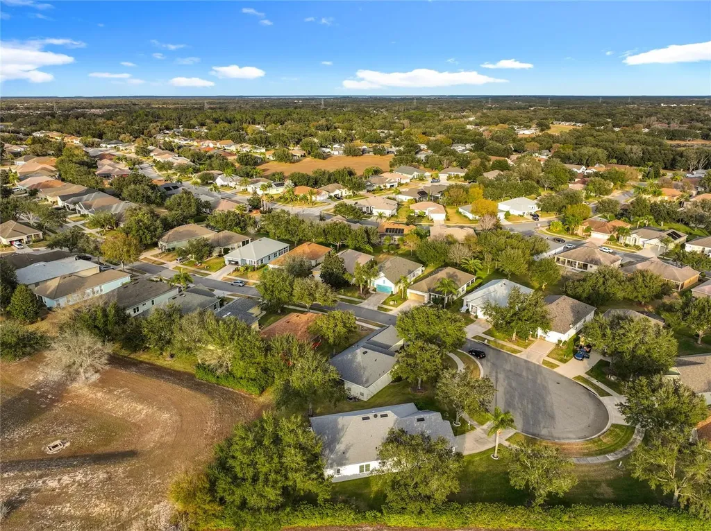 25003 Cypress Pond Court Leesburg FL 34748