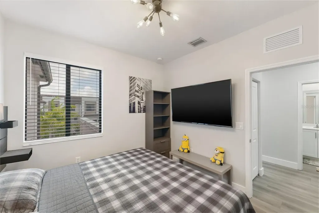549 NE 206th Lane Miami FL 33179