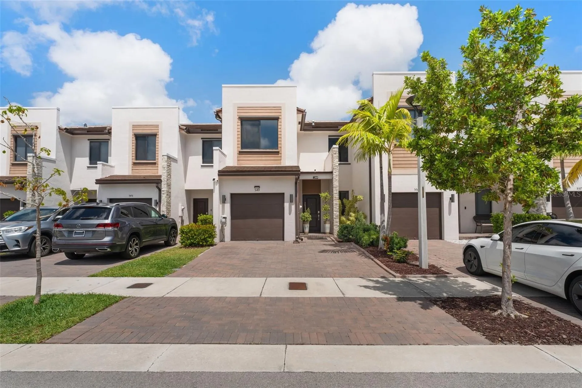549 NE 206th Lane Miami FL 33179